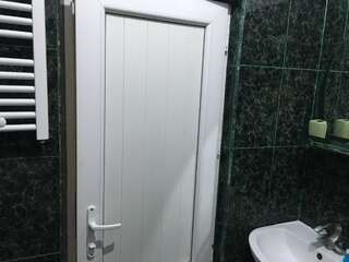 Гостевой дом Old Tbilisi 27 Тбилиси Трехместный номер-15