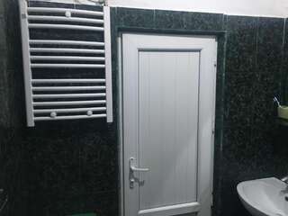 Гостевой дом Old Tbilisi 27 Тбилиси Трехместный номер-18