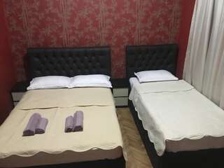 Гостевой дом Old Tbilisi 27 Тбилиси Трехместный номер-20