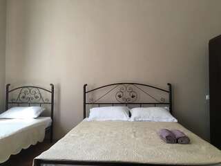 Гостевой дом Old Tbilisi 27 Тбилиси Трехместный номер-2