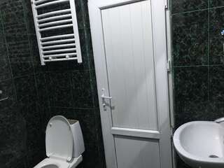 Гостевой дом Old Tbilisi 27 Тбилиси Трехместный номер-32