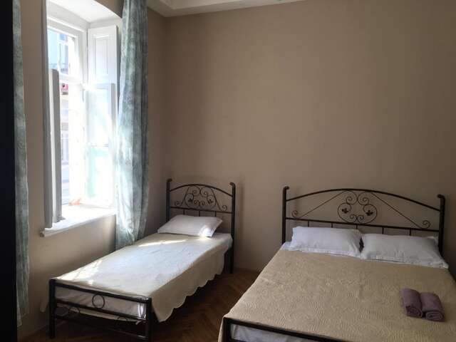 Гостевой дом Old Tbilisi 27 Тбилиси-12